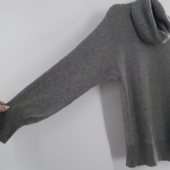 SFA Cashmere Angora Wool Sweater Women M Gray Career Preppy Quiet Luxury Classic - Picture 12 of 15